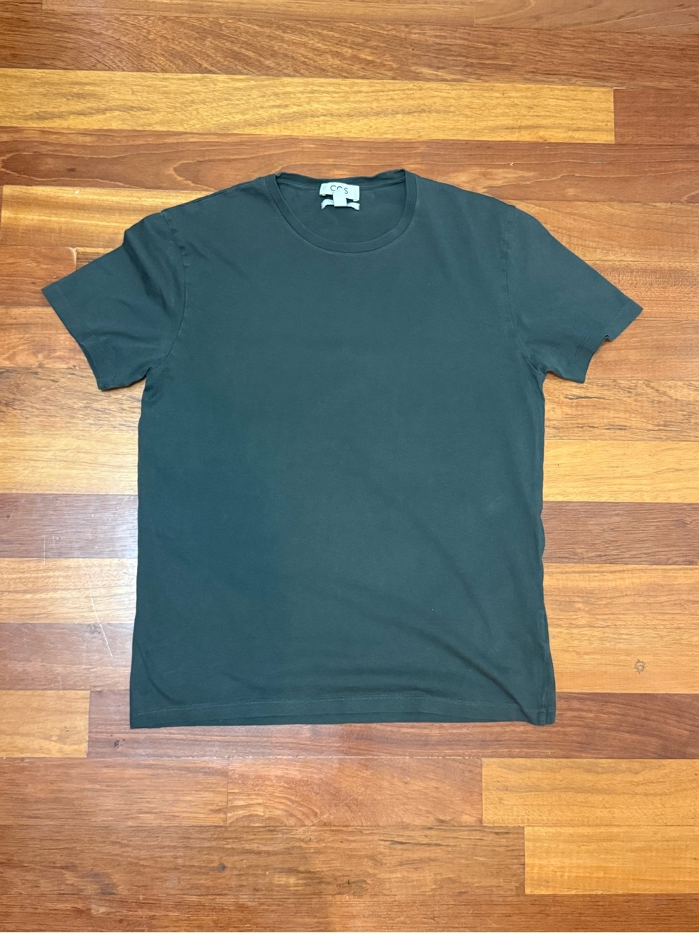COS Men's Regular Fit Organic Cotton T-Shirt Dark Gray Size Medium P/N 1011037